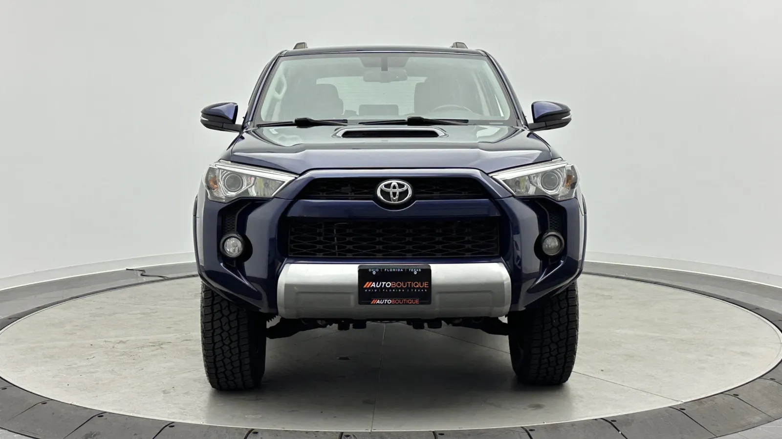 Toyota 4Runner photo 2