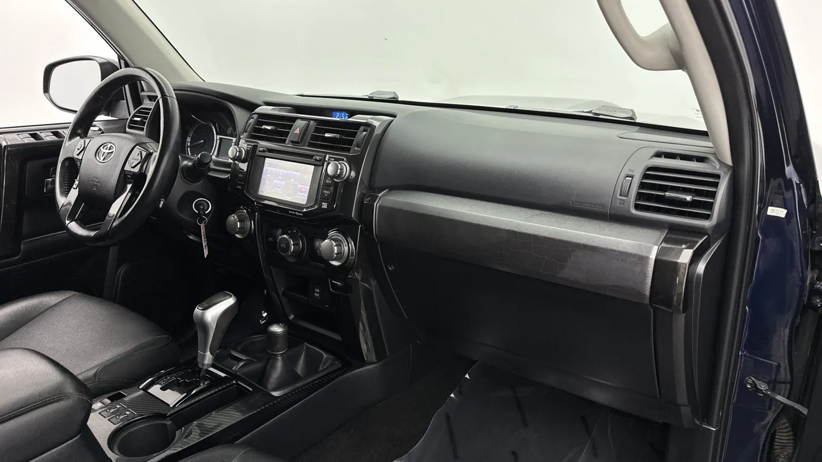 Toyota 4Runner photo 35