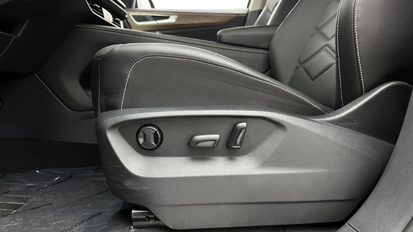 Volkswagen Atlas photo 13