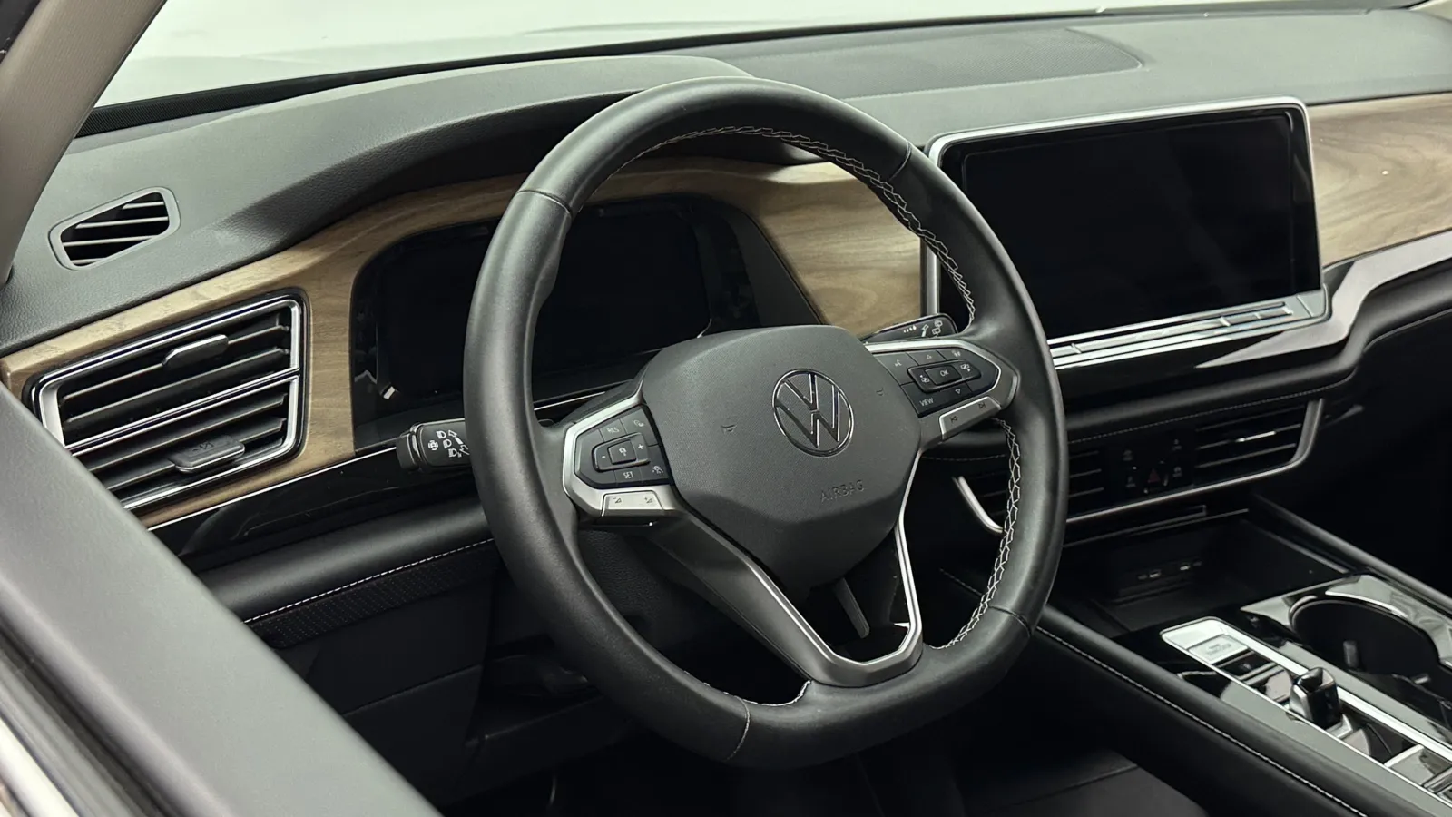 Volkswagen Atlas photo 8