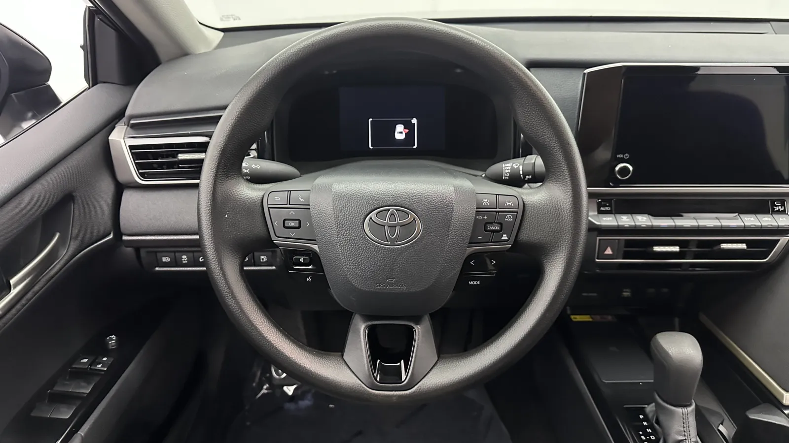 Toyota Camry photo 24