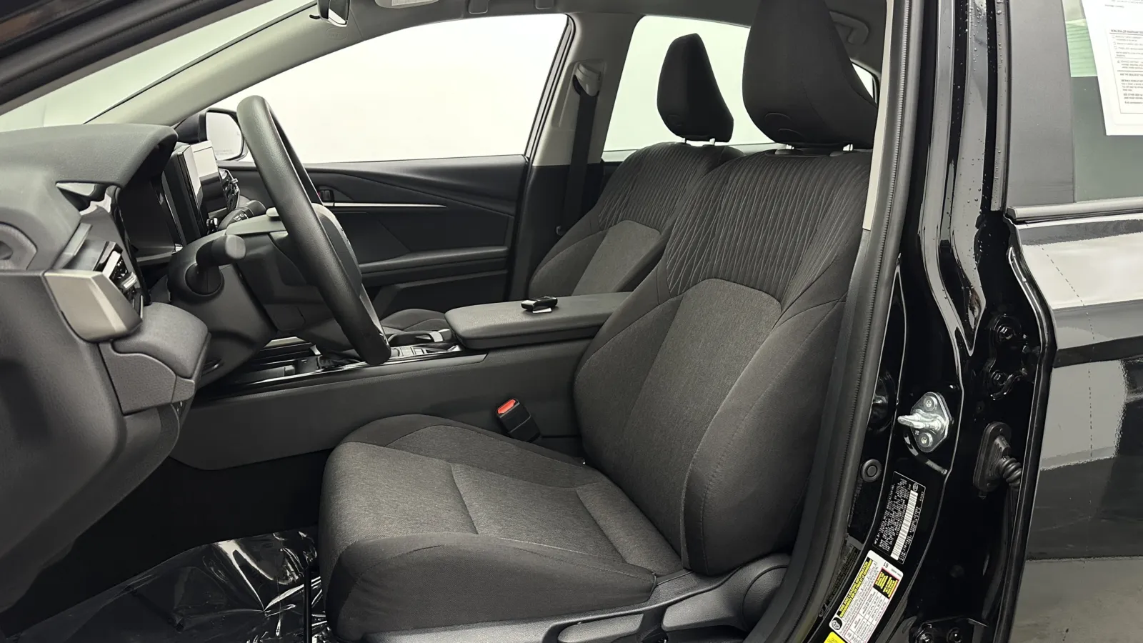 Toyota Camry photo 11