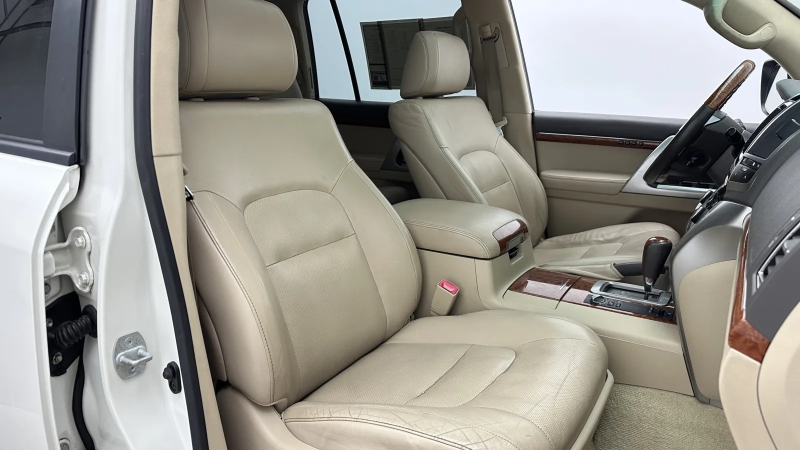 Toyota Land Cruiser photo 39