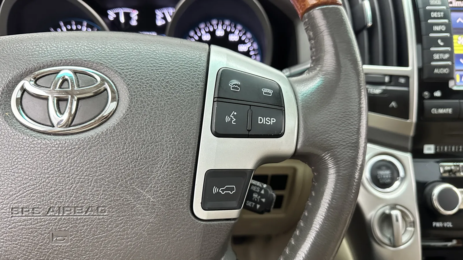 Toyota Land Cruiser photo 19