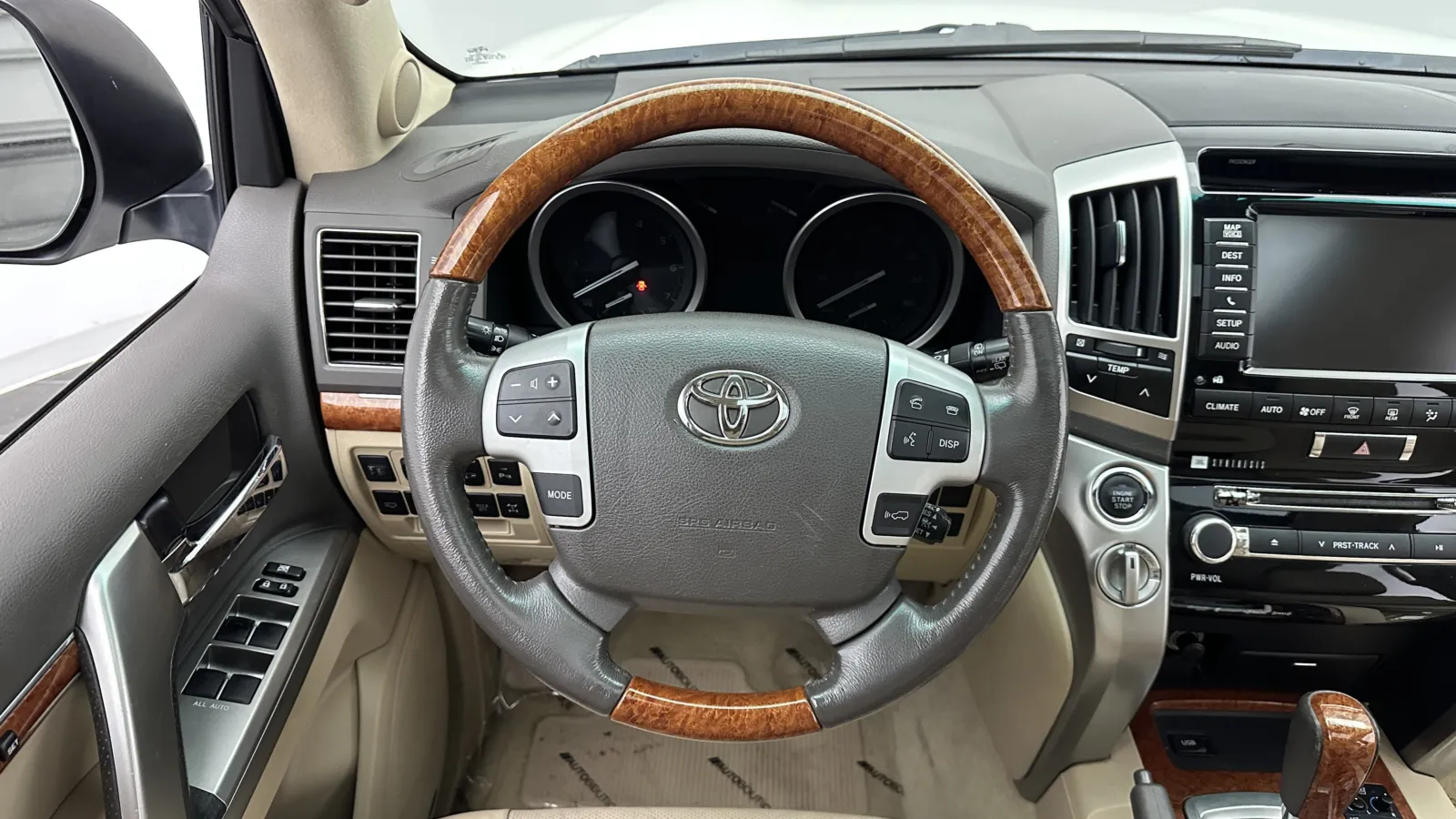 Toyota Land Cruiser photo 31