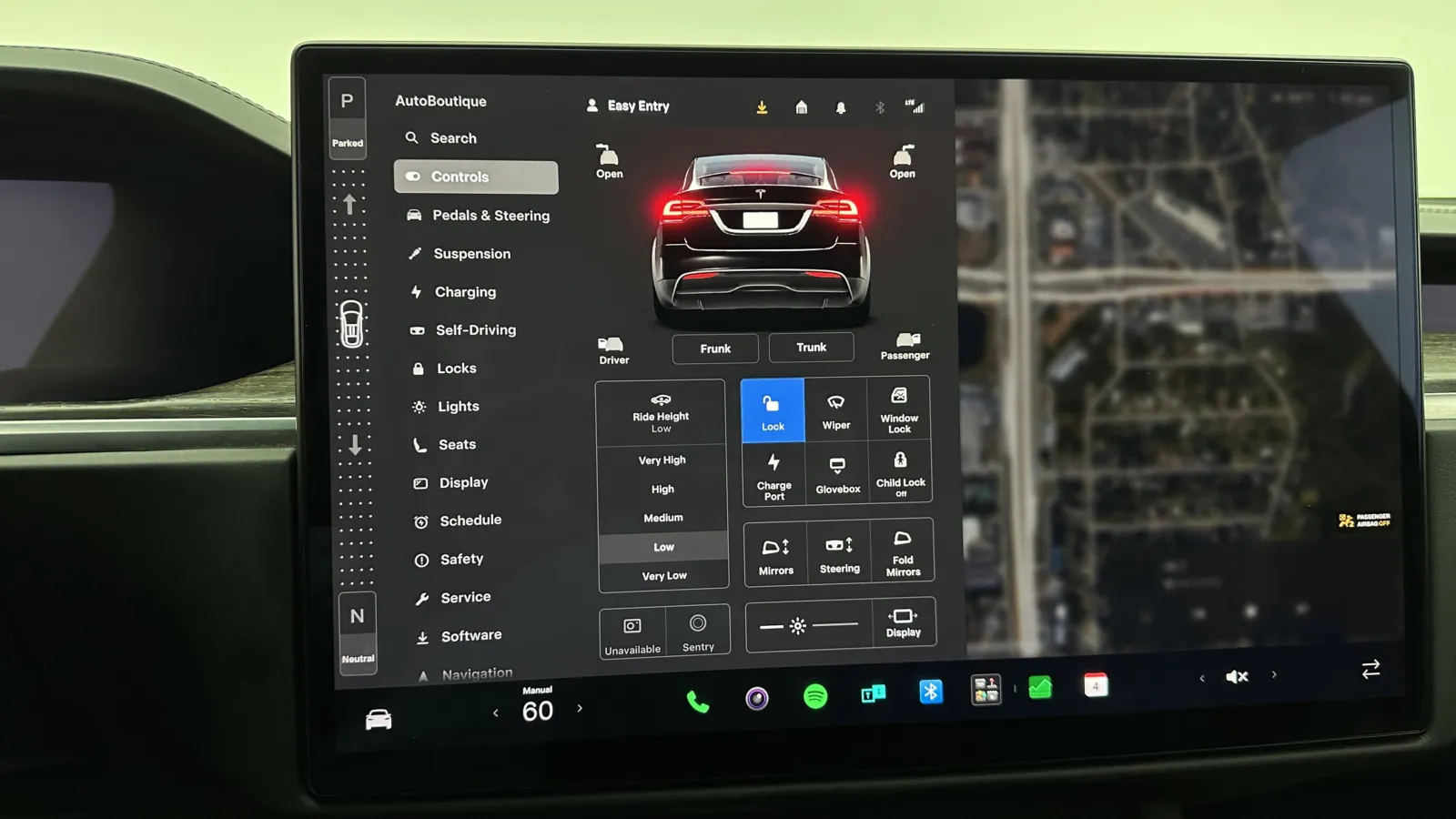Tesla Model X photo 18