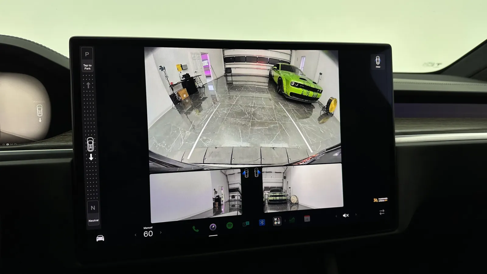Tesla Model X photo 17