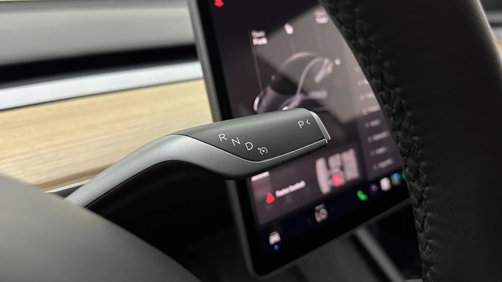 Tesla Model 3 photo 25