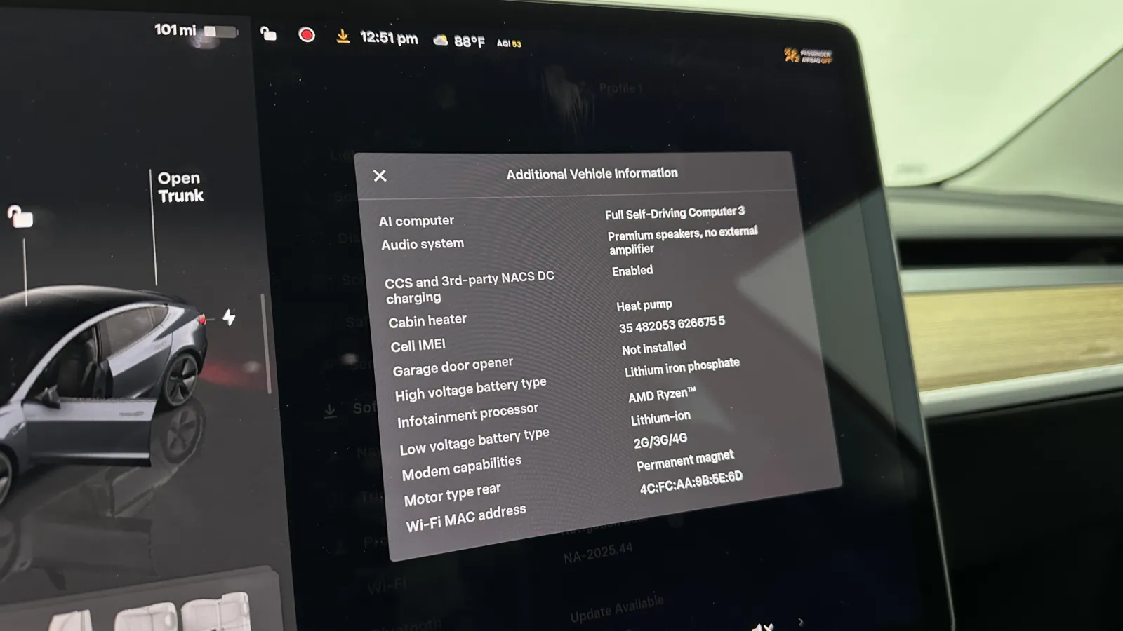 Tesla Model 3 photo 23