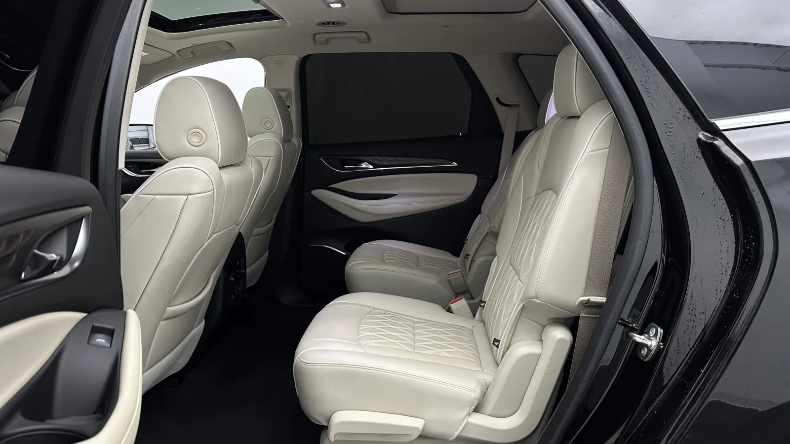 Buick Enclave photo 26