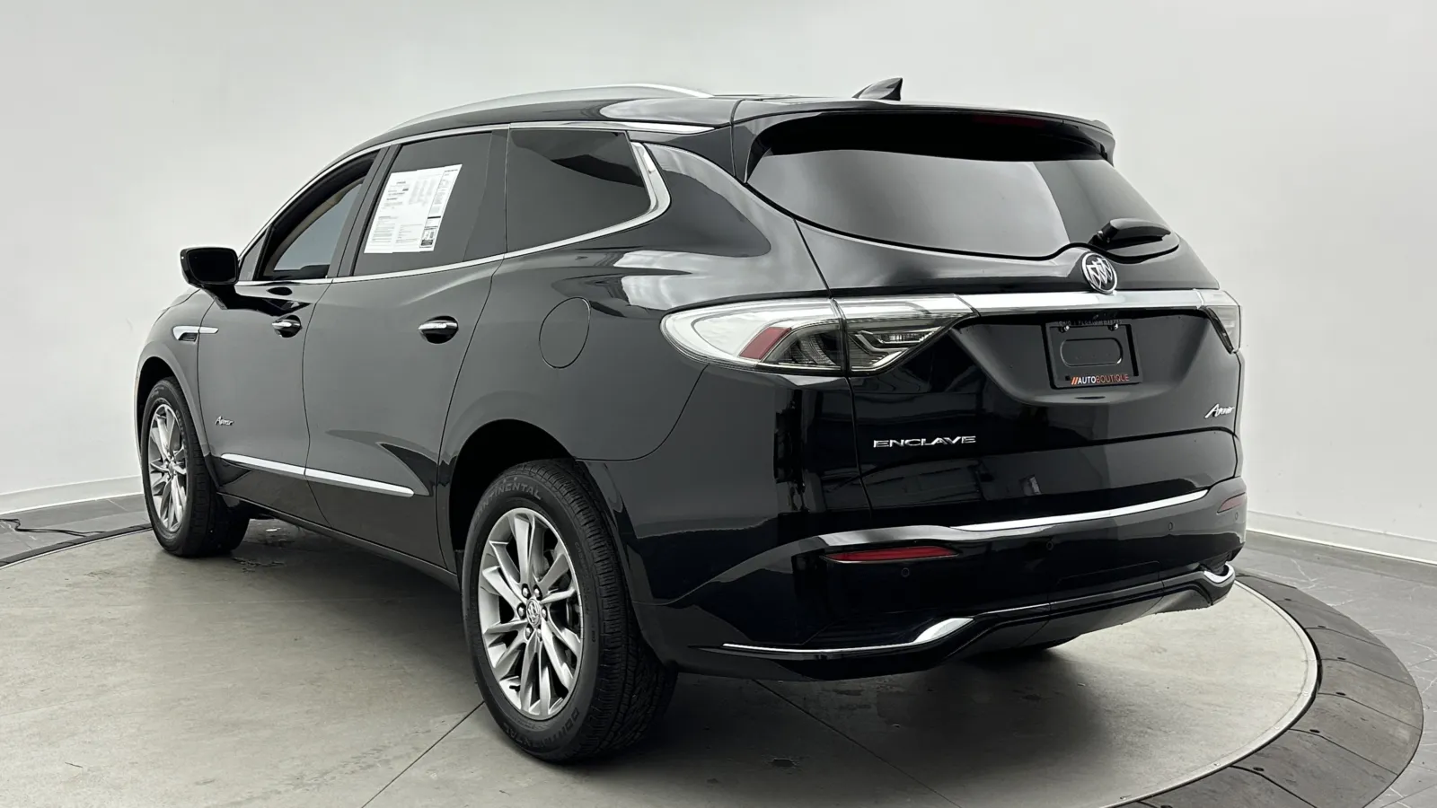 Buick Enclave photo 7