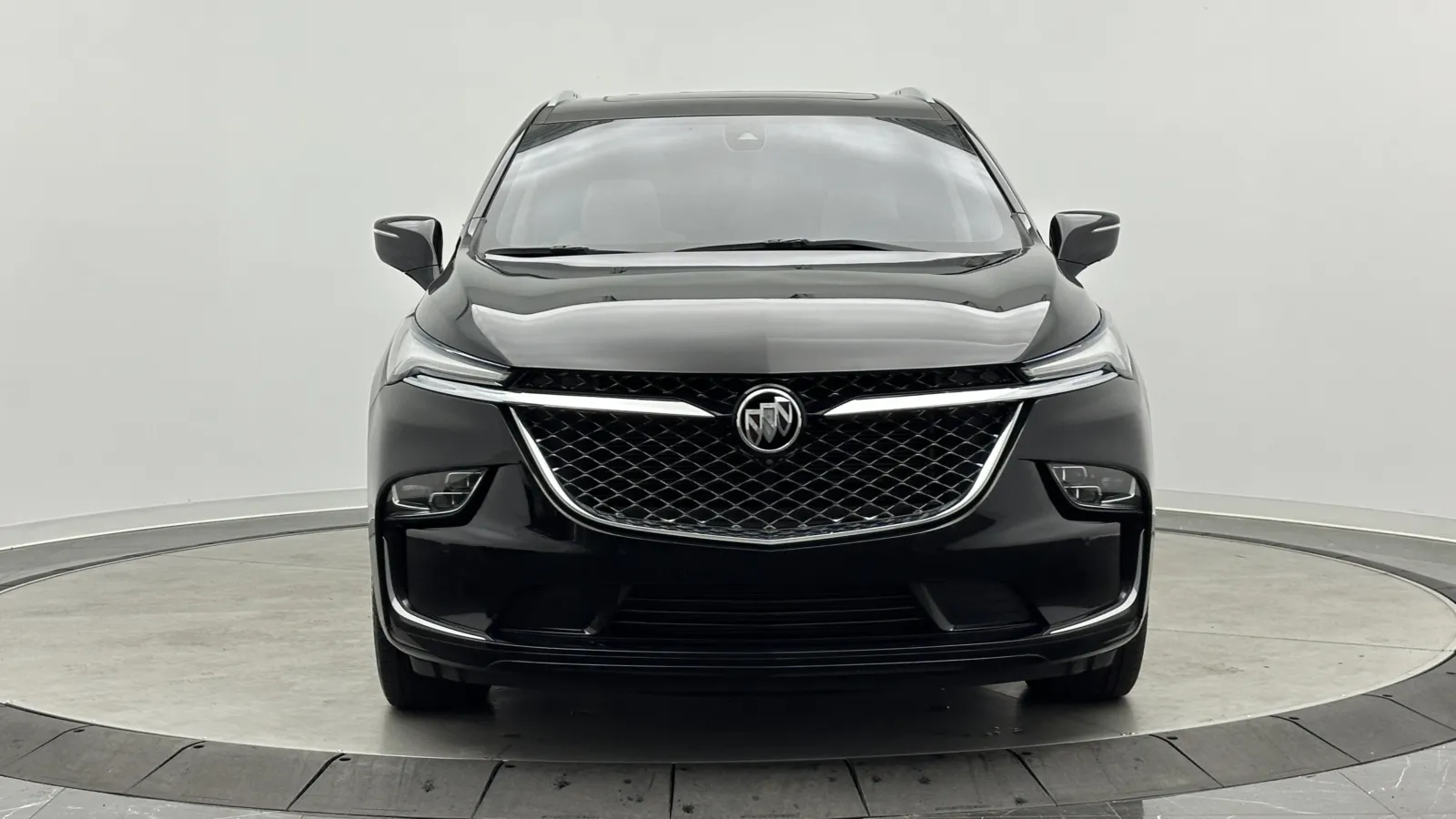 Buick Enclave photo 2