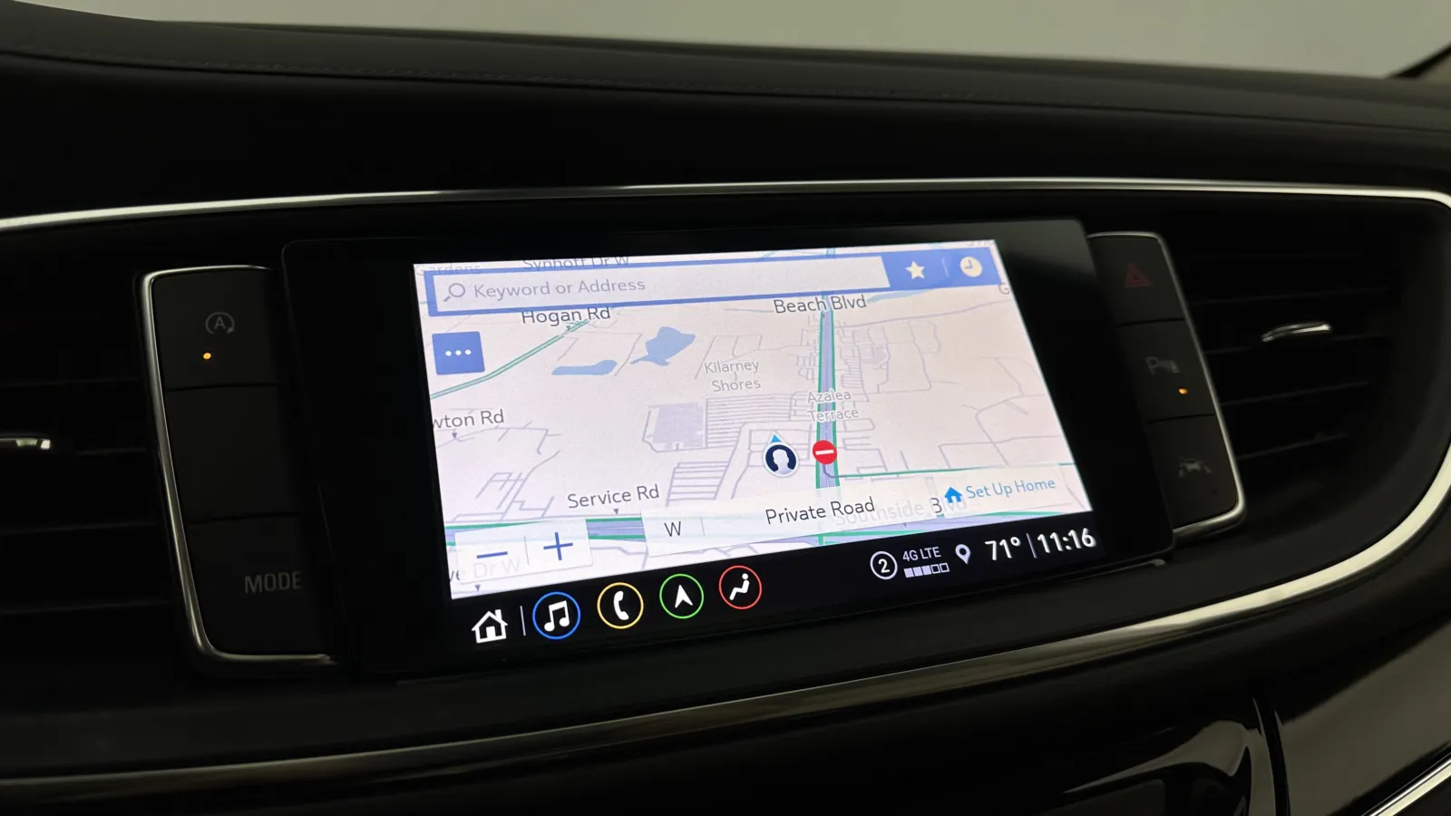 Buick Enclave photo 6
