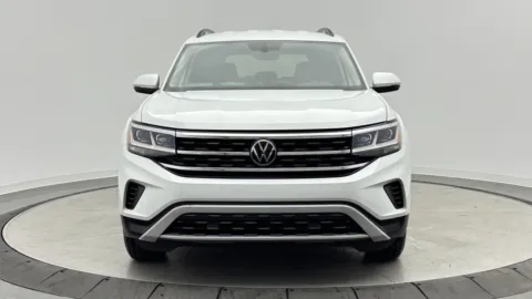 Photos of 2021 Volkswagen Atlas 2.0T SE for sale in Jacksonville, FL at Auto Boutique Florida