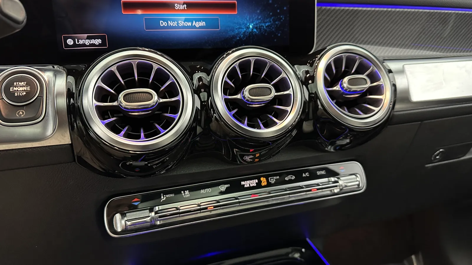 Mercedes-Benz GLB photo 19