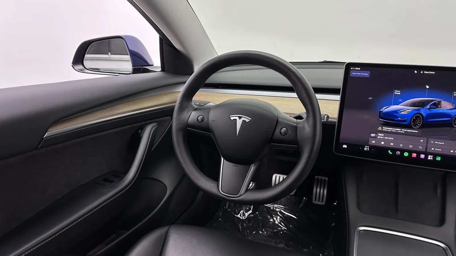 Tesla Model 3 photo 32