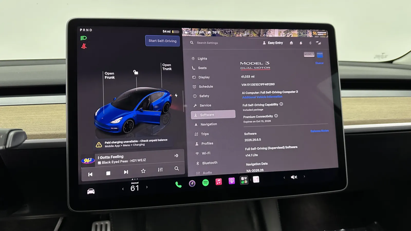 Tesla Model 3 photo 19