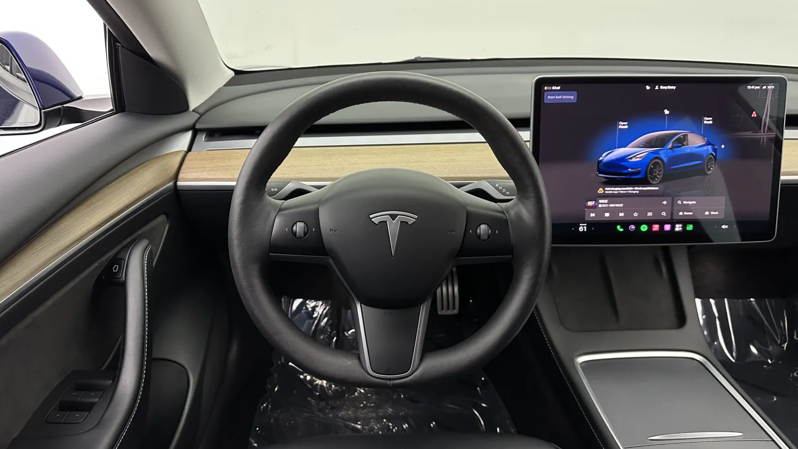 Tesla Model 3 photo 31