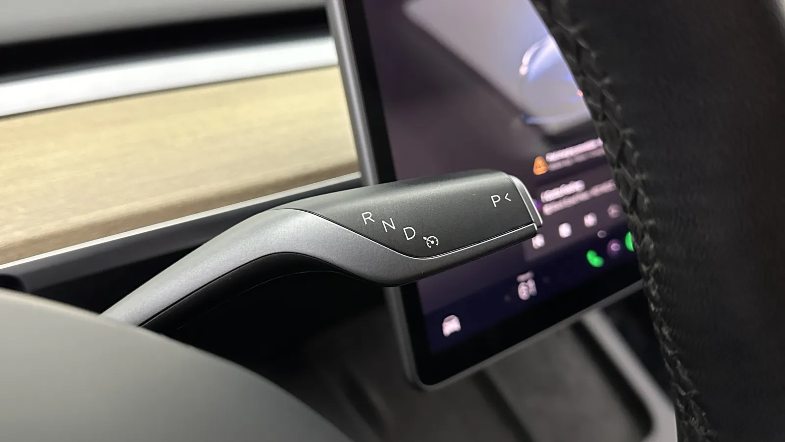 Tesla Model 3 photo 23