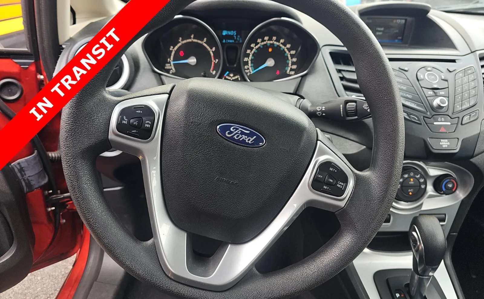 Ford Fiesta photo 6