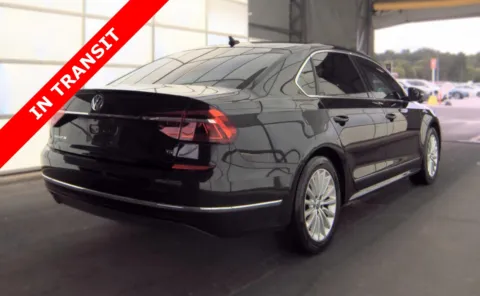 More photos of 2017 Volkswagen Passat 1.8T SE at Auto Boutique Florida, FL