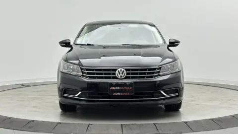 Photos of 2017 Volkswagen Passat 1.8T SE for sale in Jacksonville, FL at Auto Boutique Florida