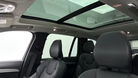 More photos of 2022 Volvo XC90 Momentum at Auto Boutique Florida, FL