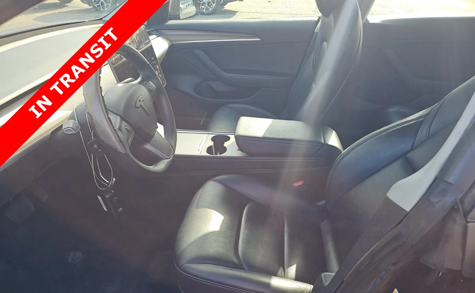 Tesla Model 3 photo 6