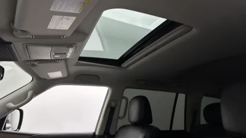 More photos of 2021 Nissan Armada SL at Auto Boutique Florida, FL