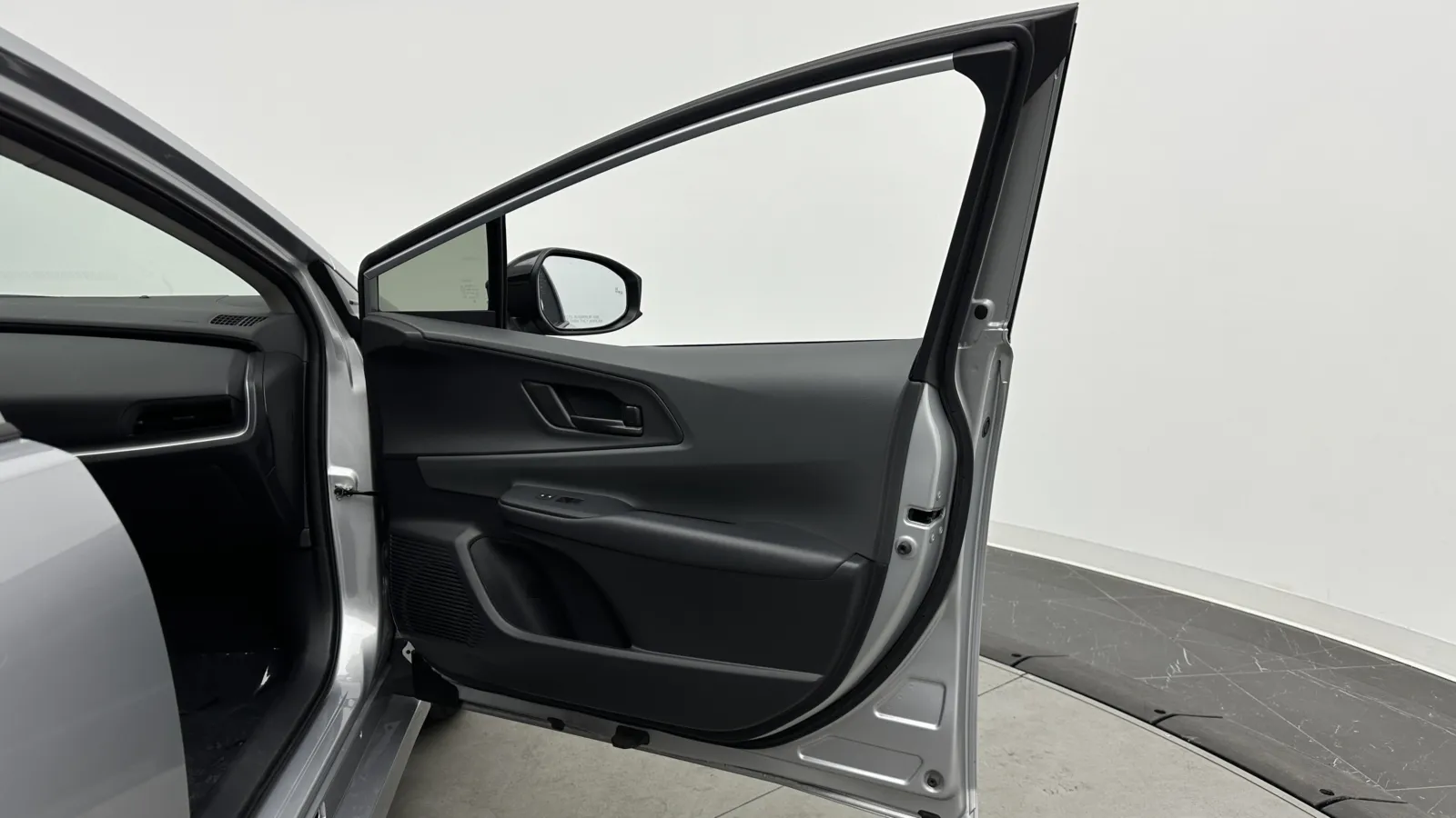 Toyota Prius photo 29