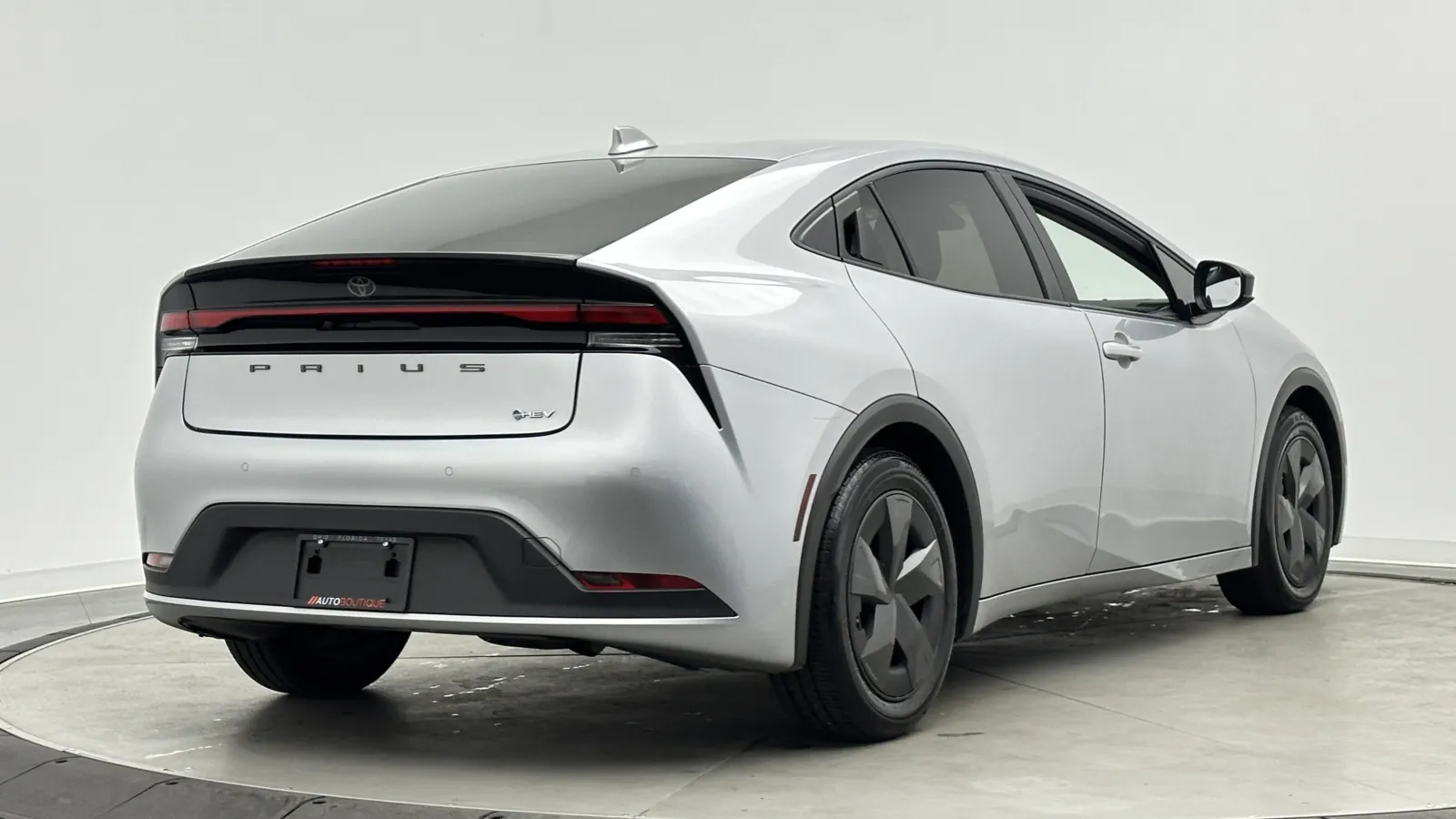 Toyota Prius photo 7