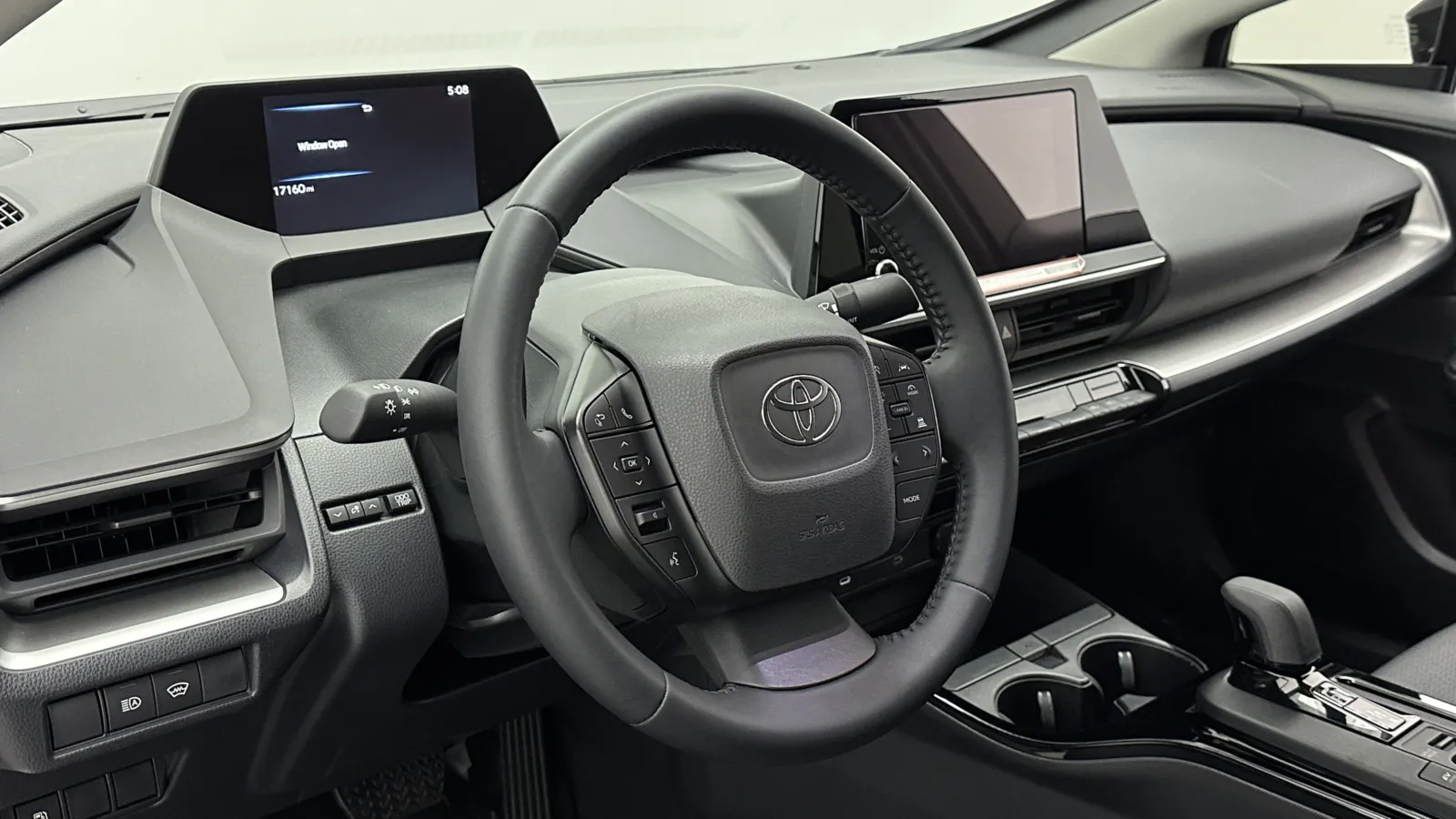 Toyota Prius photo 9