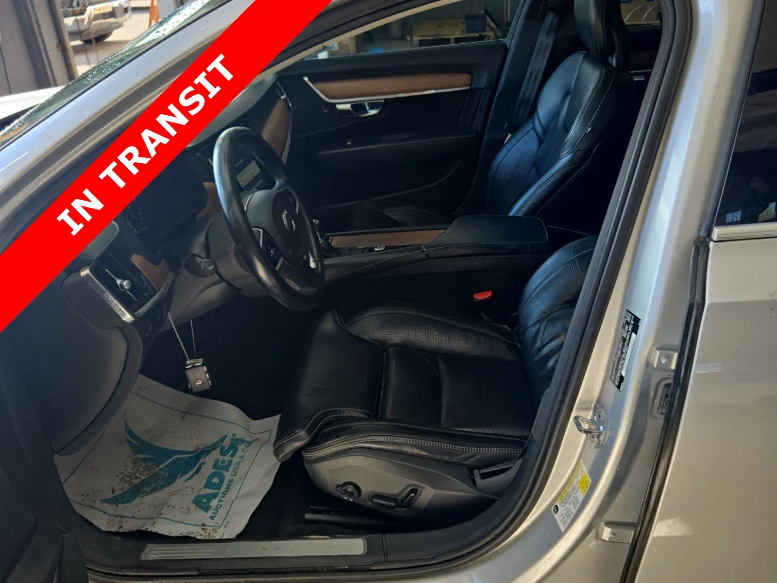 Volvo S90 photo 6