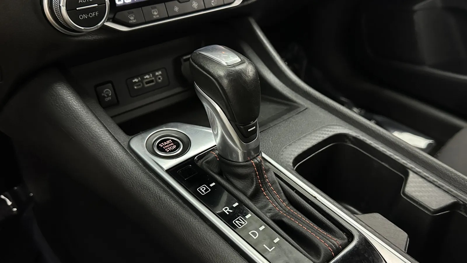 Nissan Sentra photo 14