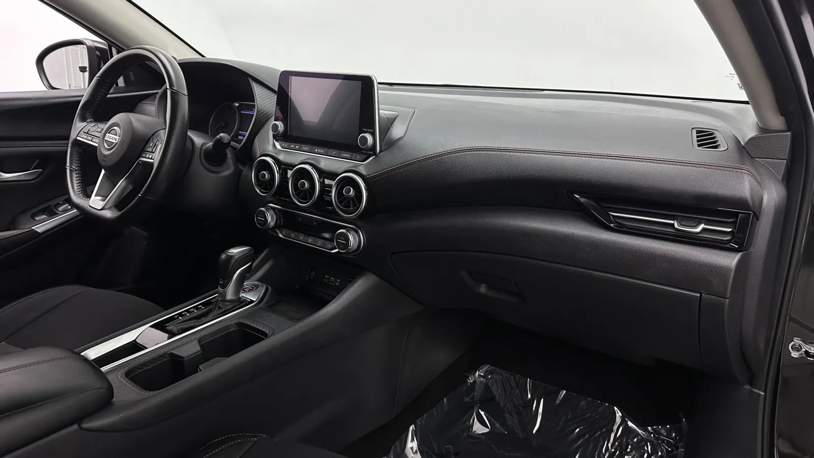 Nissan Sentra photo 34