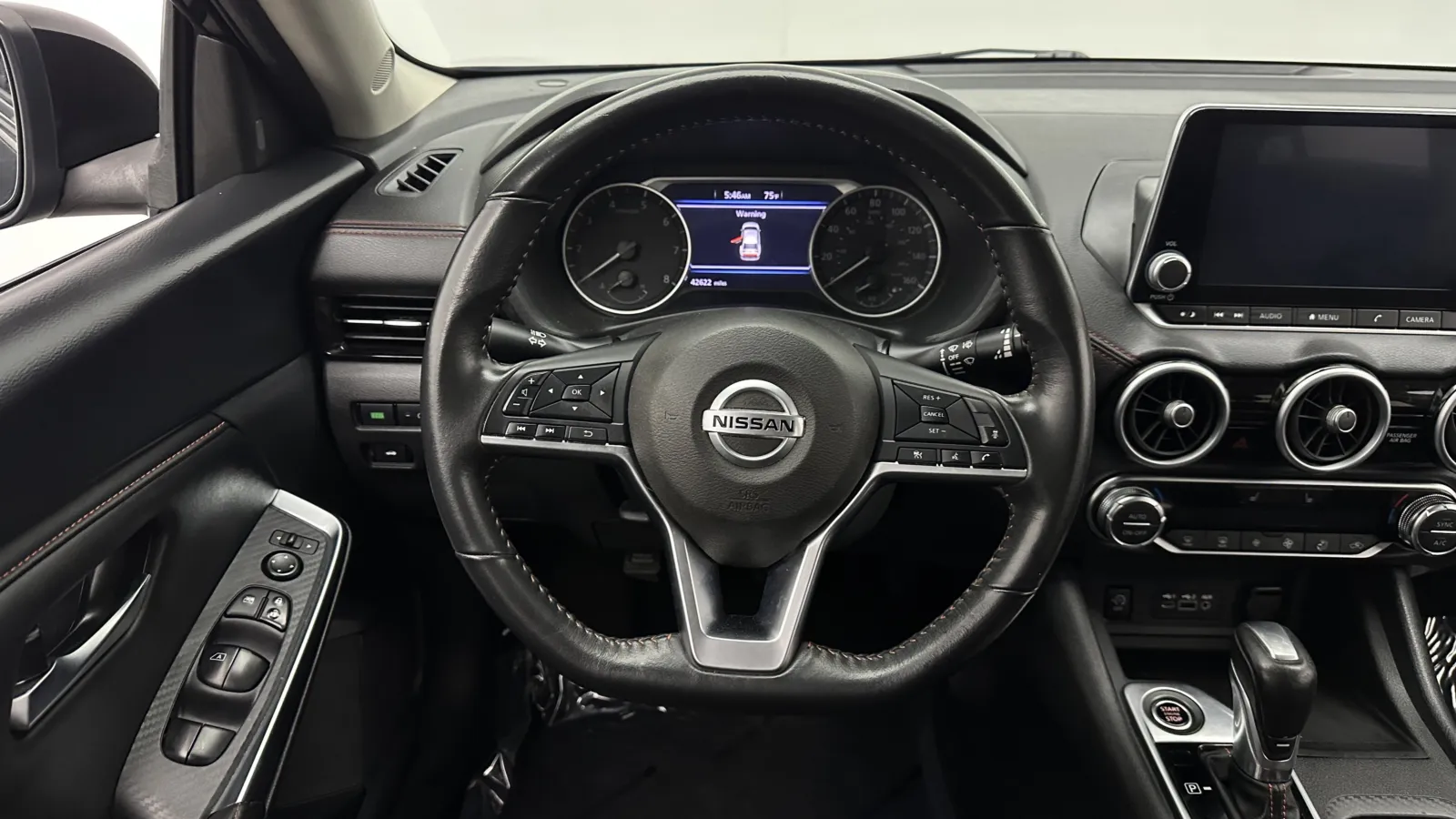 Nissan Sentra photo 24