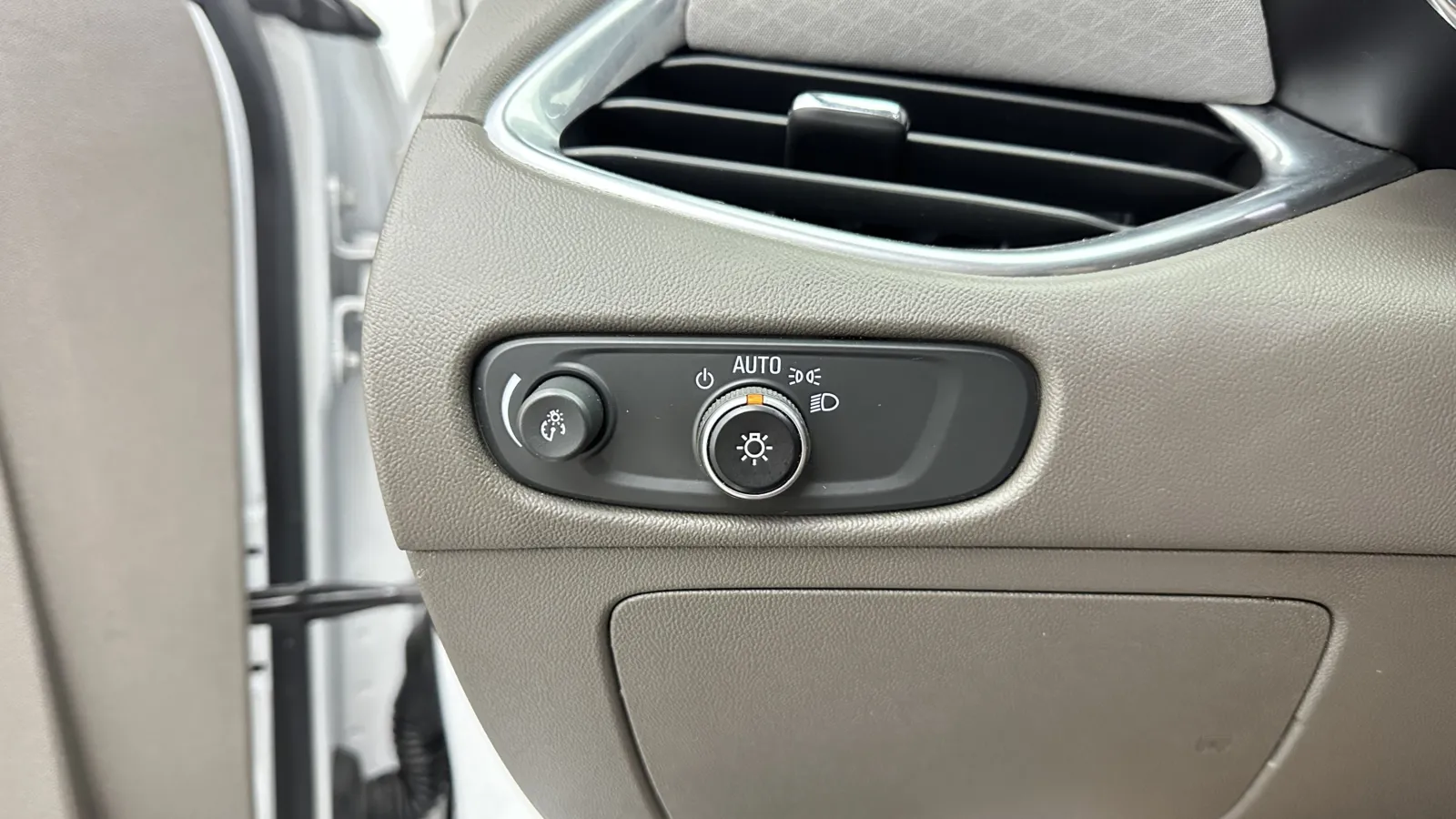 Chevrolet Malibu photo 13