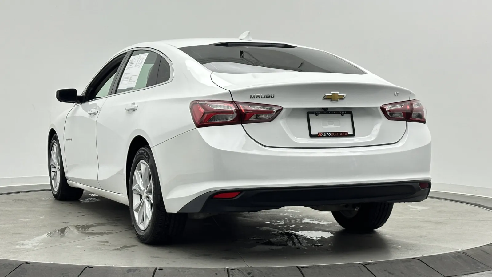 Chevrolet Malibu photo 5