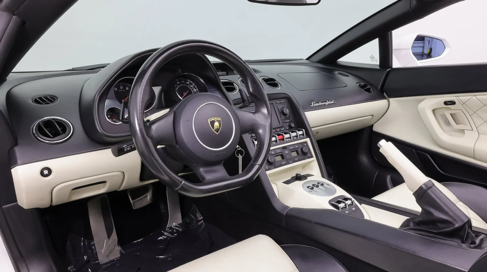 Lamborghini Gallardo photo 25