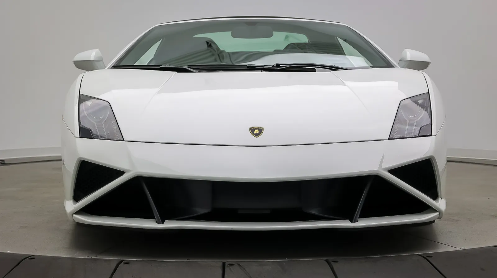 Lamborghini Gallardo photo 2
