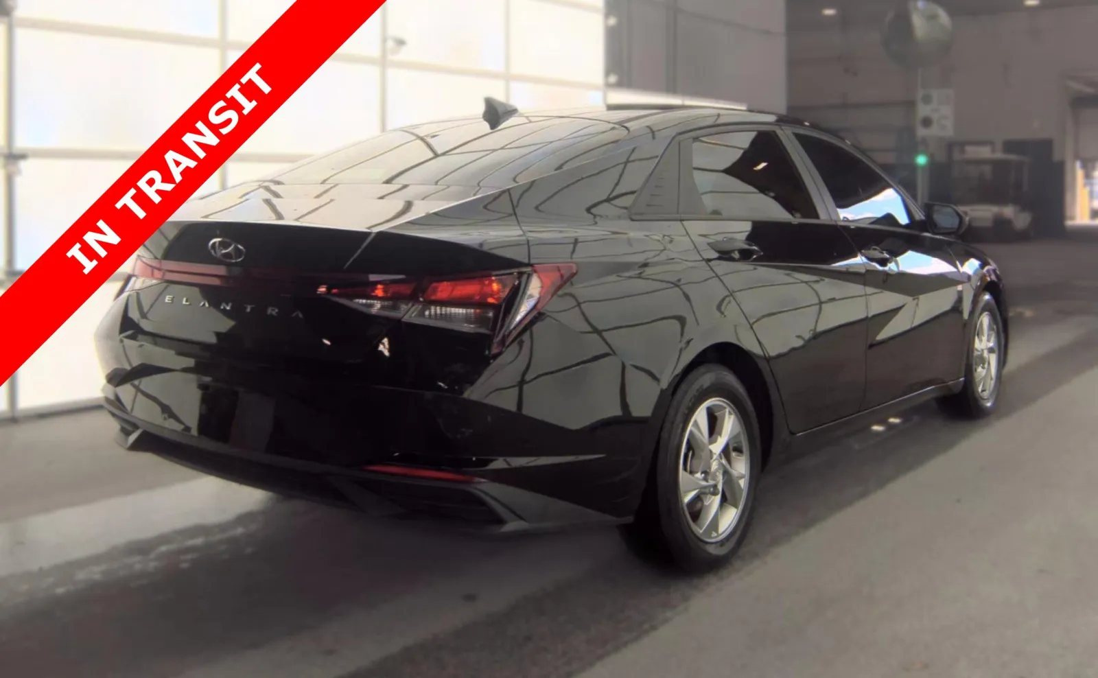 Hyundai Elantra photo 5