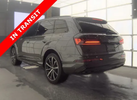 More photos of 2022 Audi Q7 Premium Plus at Auto Boutique Florida, FL