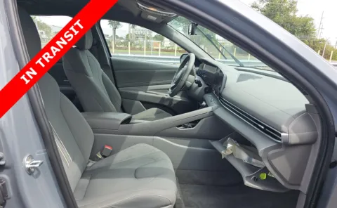 More photos of 2023 Hyundai Elantra SEL at Auto Boutique Florida, FL