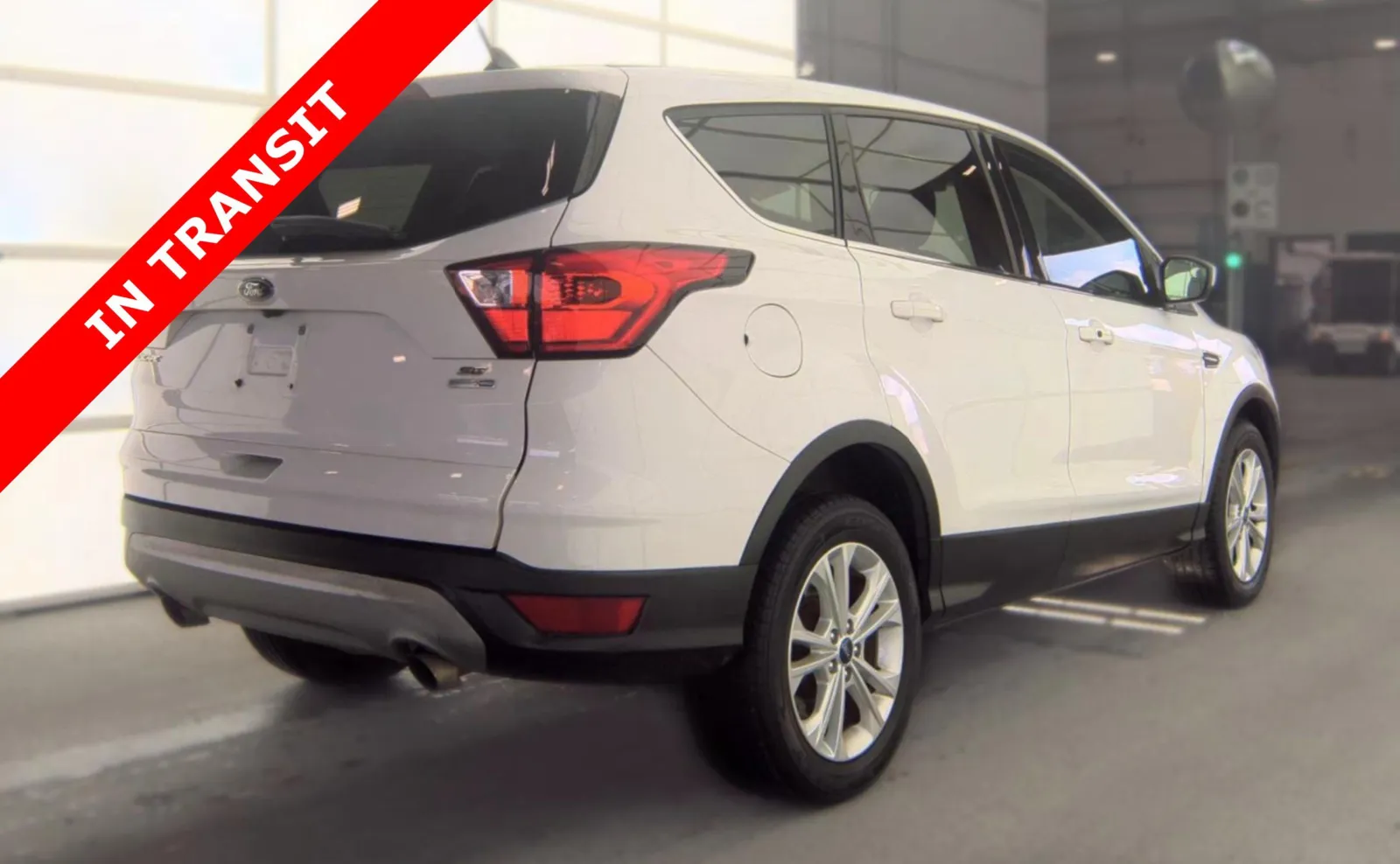 Ford Escape photo 4