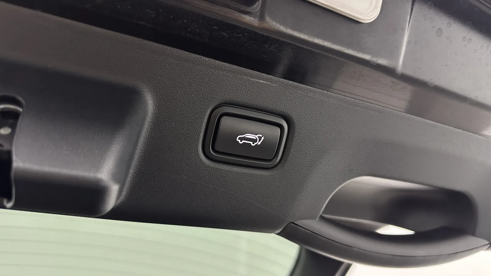 Kia EV6 photo 29