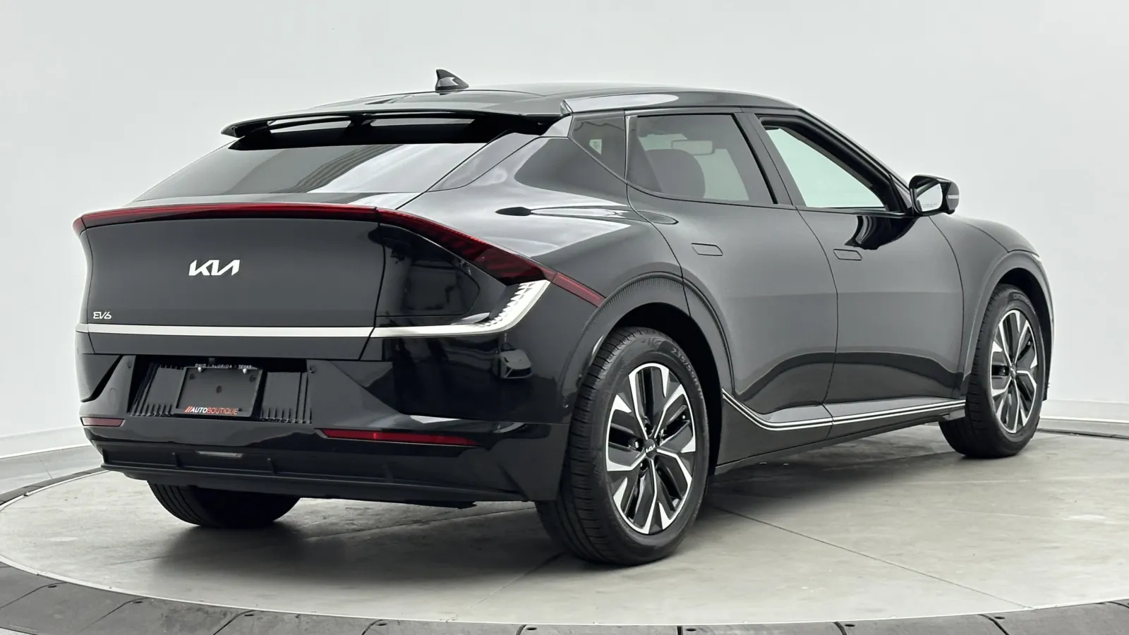 Kia EV6 photo 7