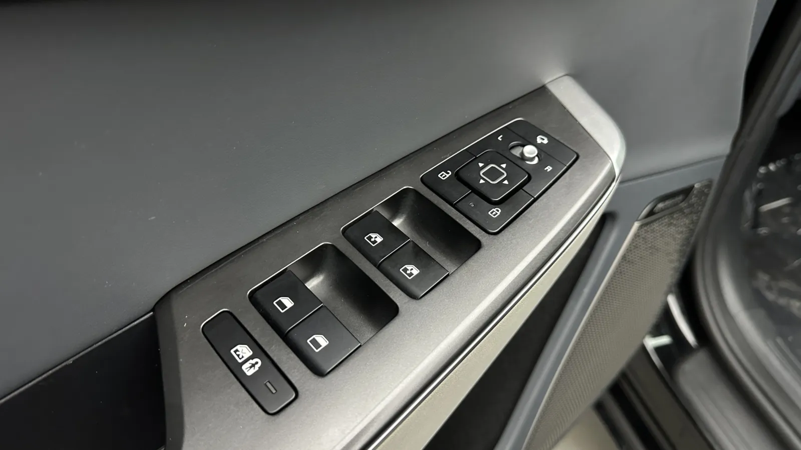 Kia EV6 photo 11
