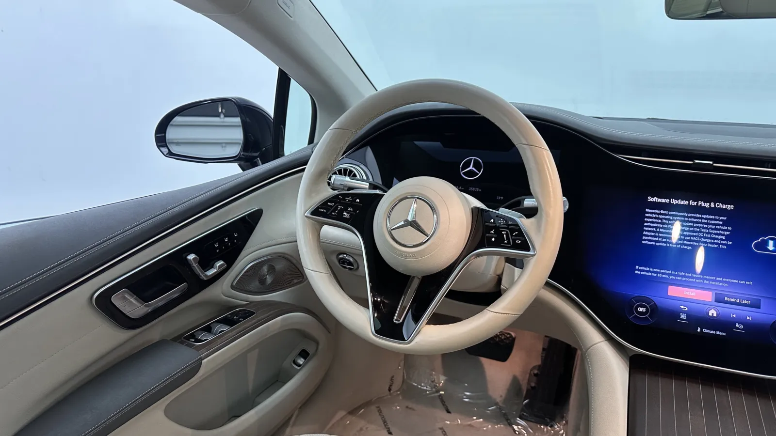 Mercedes-Benz EQS photo 35
