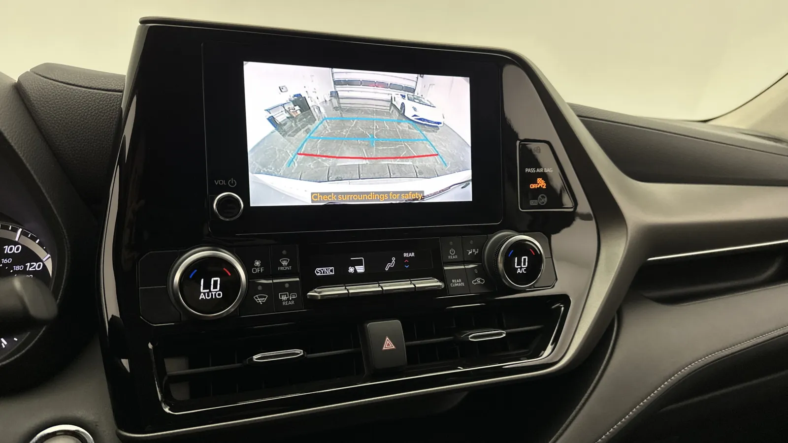 Toyota Highlander photo 20
