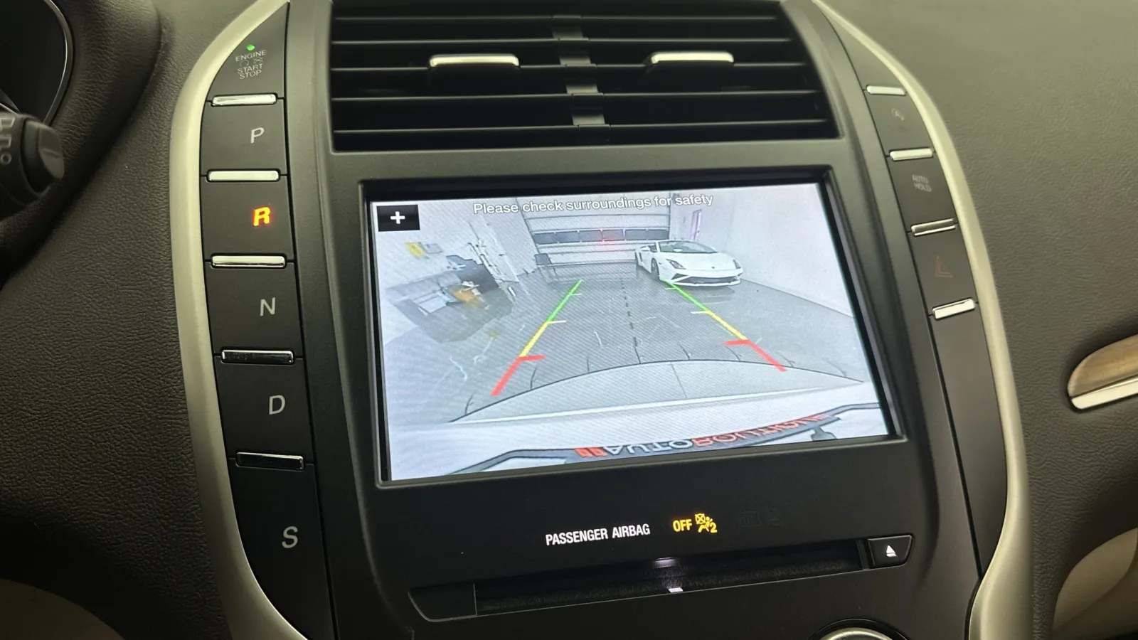 Lincoln MKC photo 22